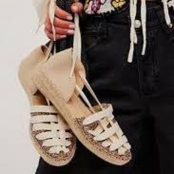 #222 ❤️ BRAND NEW IN BOX FREE PEOPLE HEAT WAVE WRAP ESPARDILLES SIZE 42/11 - Picture 2 of 9